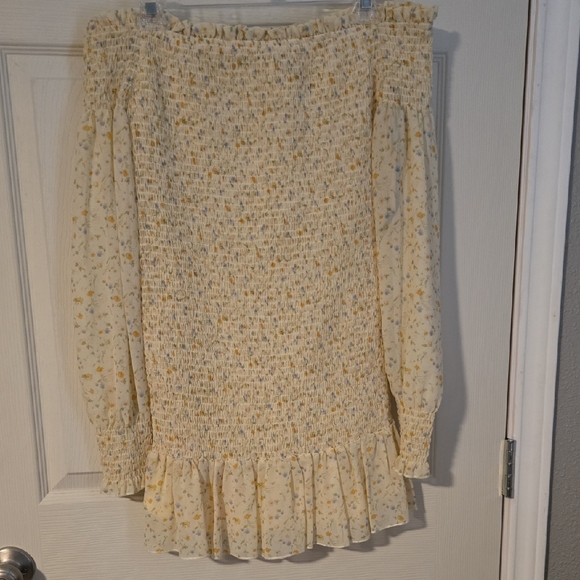 Forever 21 Floral Off-Shoulder Yellow Skirt - Picture 1 of 3